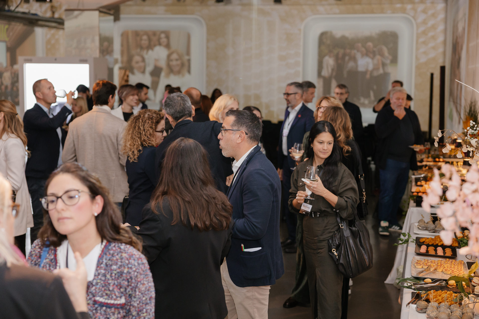 INSEGNA 2025-557.jpg